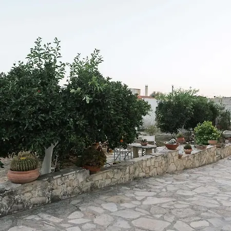 아파트 Athena South Crete Kappariana